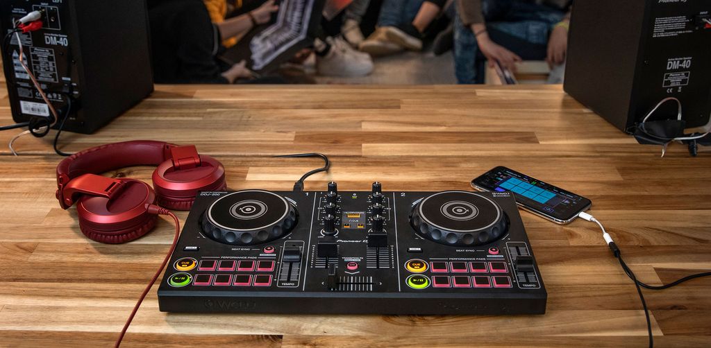 קונטרולר-פיוניר